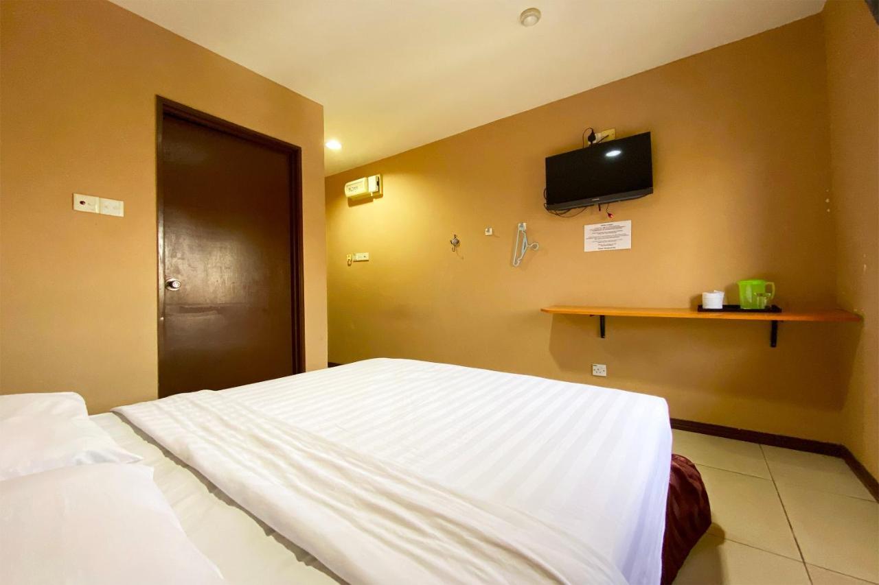 Oyo 90108 Hotel Kaya Κότα Κιναμπαλού Εξωτερικό φωτογραφία