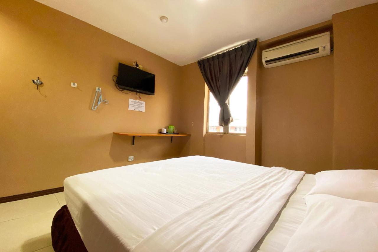 Oyo 90108 Hotel Kaya Κότα Κιναμπαλού Εξωτερικό φωτογραφία