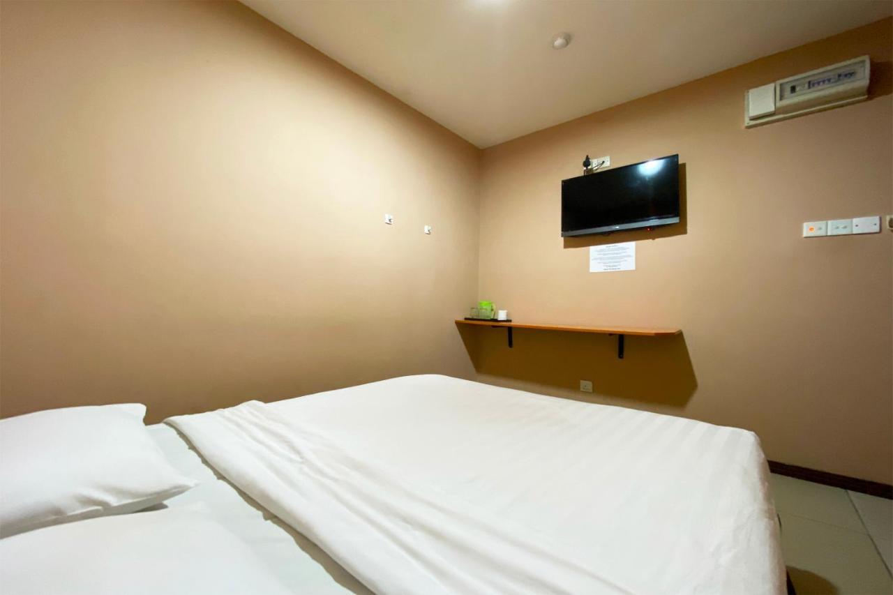 Oyo 90108 Hotel Kaya Κότα Κιναμπαλού Εξωτερικό φωτογραφία